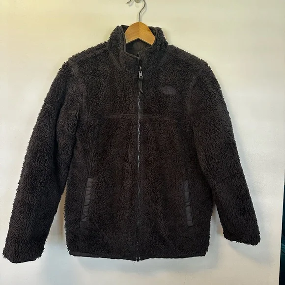 The North Face Boy’s Mount Chimborazo Youth Reversible Black and Green Jacket